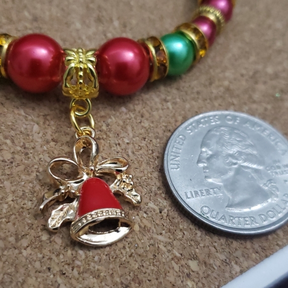 Handmade Gold bell Christmas bracelet - Picture 5 of 6